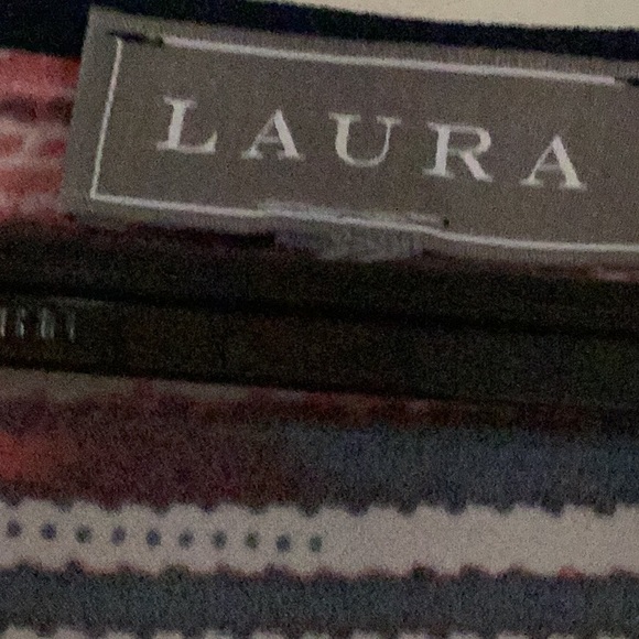 Laura top - Picture 2 of 3
